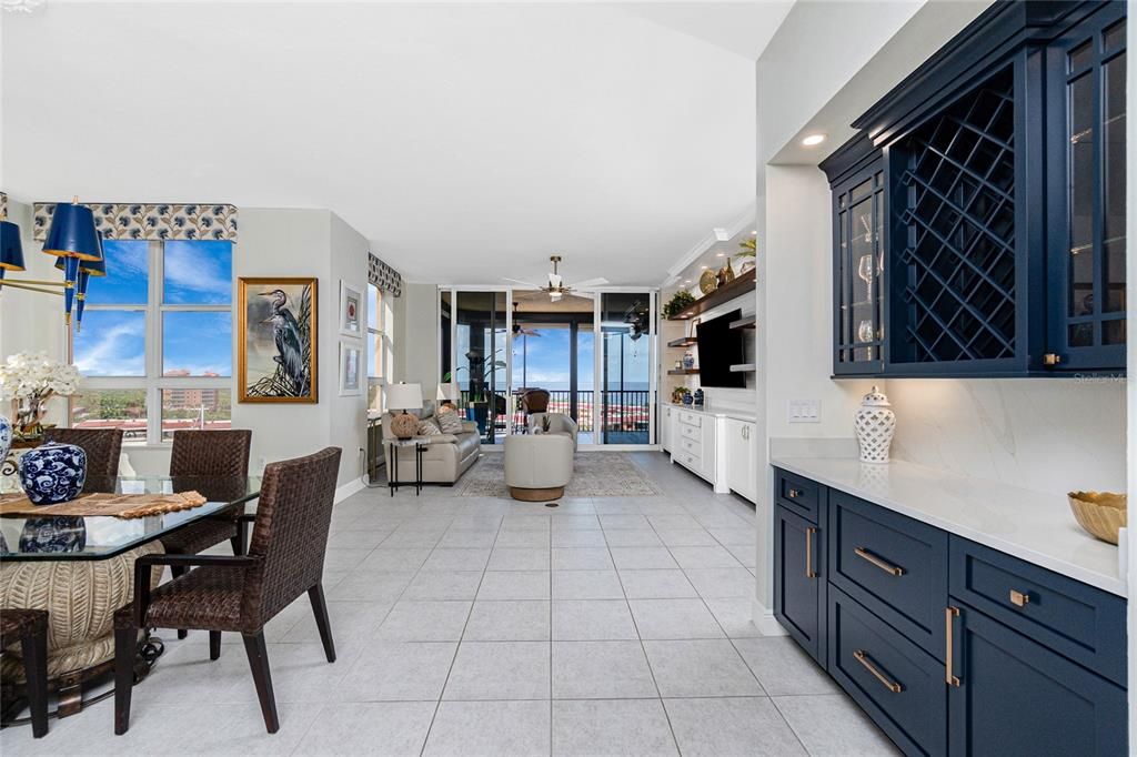 For Sale: $975,000 (3 beds, 3 baths, 2495 Square Feet)