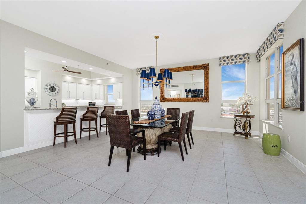 For Sale: $975,000 (3 beds, 3 baths, 2495 Square Feet)