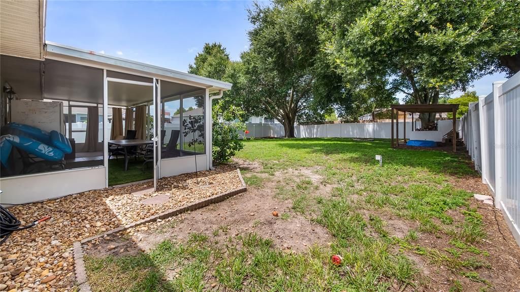 For Sale: $369,000 (3 beds, 2 baths, 1184 Square Feet)