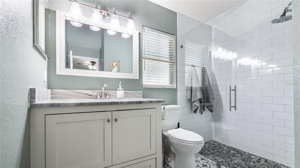 For Sale: $369,000 (3 beds, 2 baths, 1184 Square Feet)