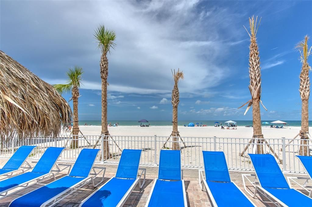 En Venta: $1,125,000 (3 camas, 3 baños, 1450 Pies cuadrados)