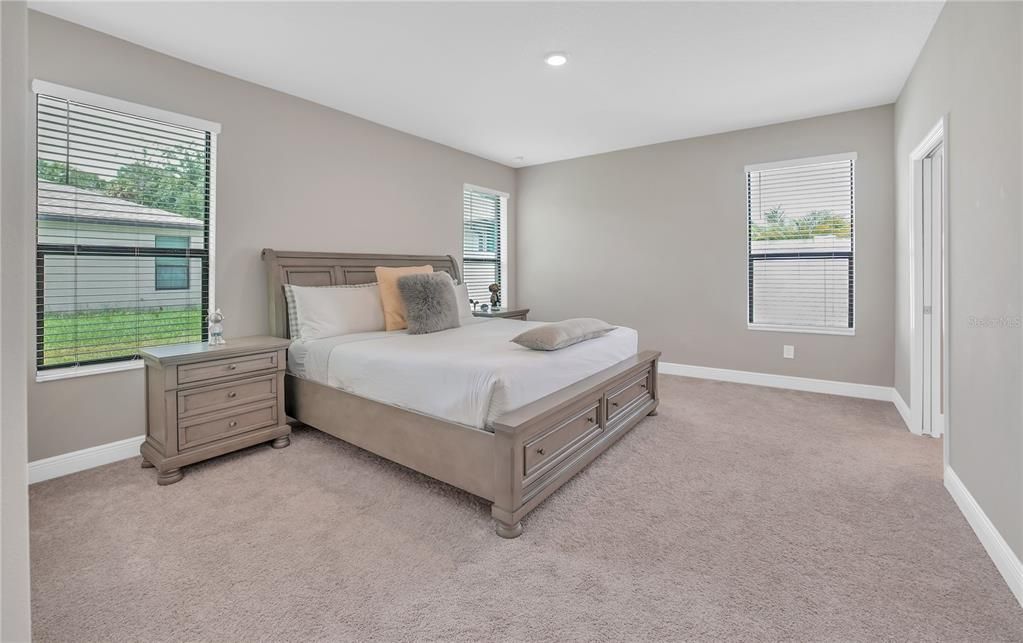 待售: $497,990 (3 贝兹, 2 浴室, 1960 平方英尺)