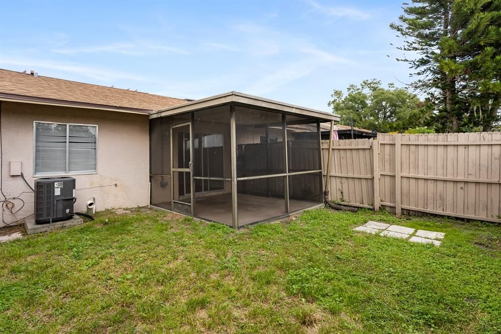 En Venta: $219,900 (3 camas, 2 baños, 984 Pies cuadrados)