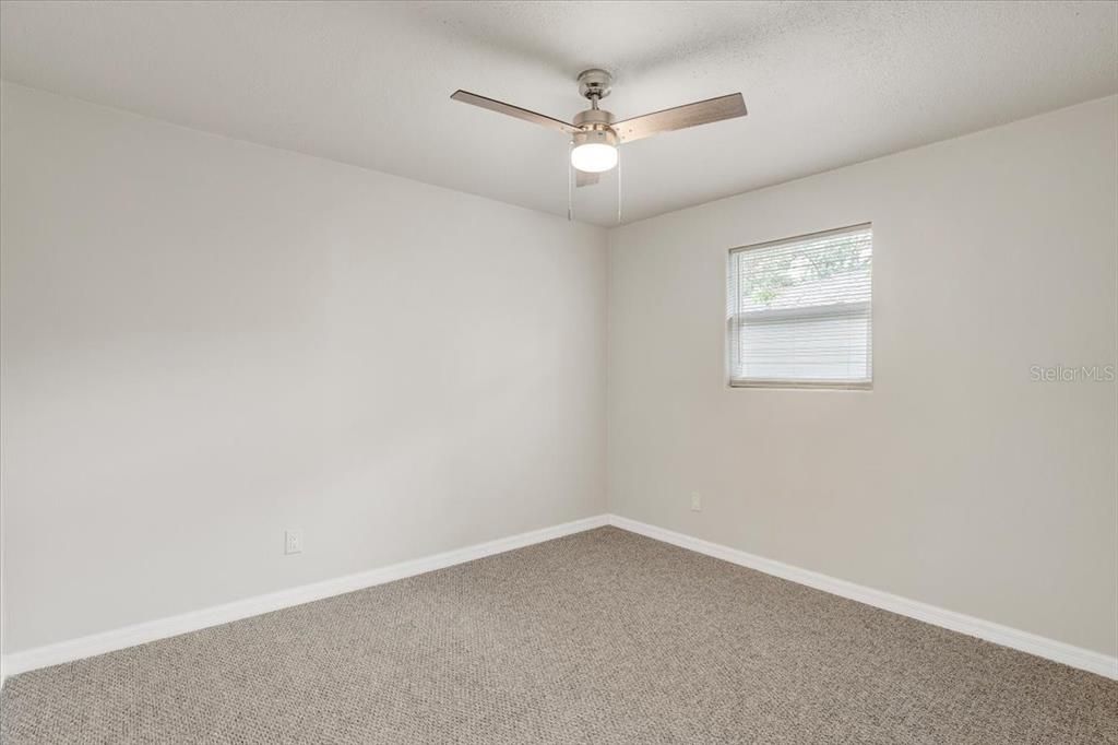 Active With Contract: $279,990 (3 beds, 2 baths, 1078 Square Feet)