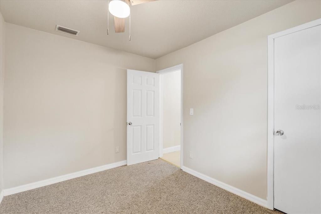 Active With Contract: $279,990 (3 beds, 2 baths, 1078 Square Feet)