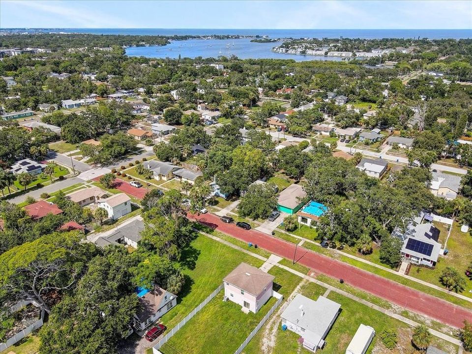 Active With Contract: $279,990 (3 beds, 2 baths, 1078 Square Feet)