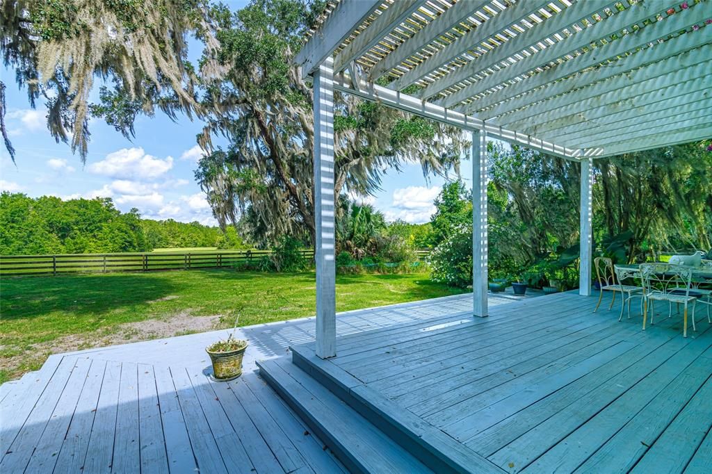 На продажу: $1,375,000 (3 спален, 2 ванн, 3444 Квадратных фут)