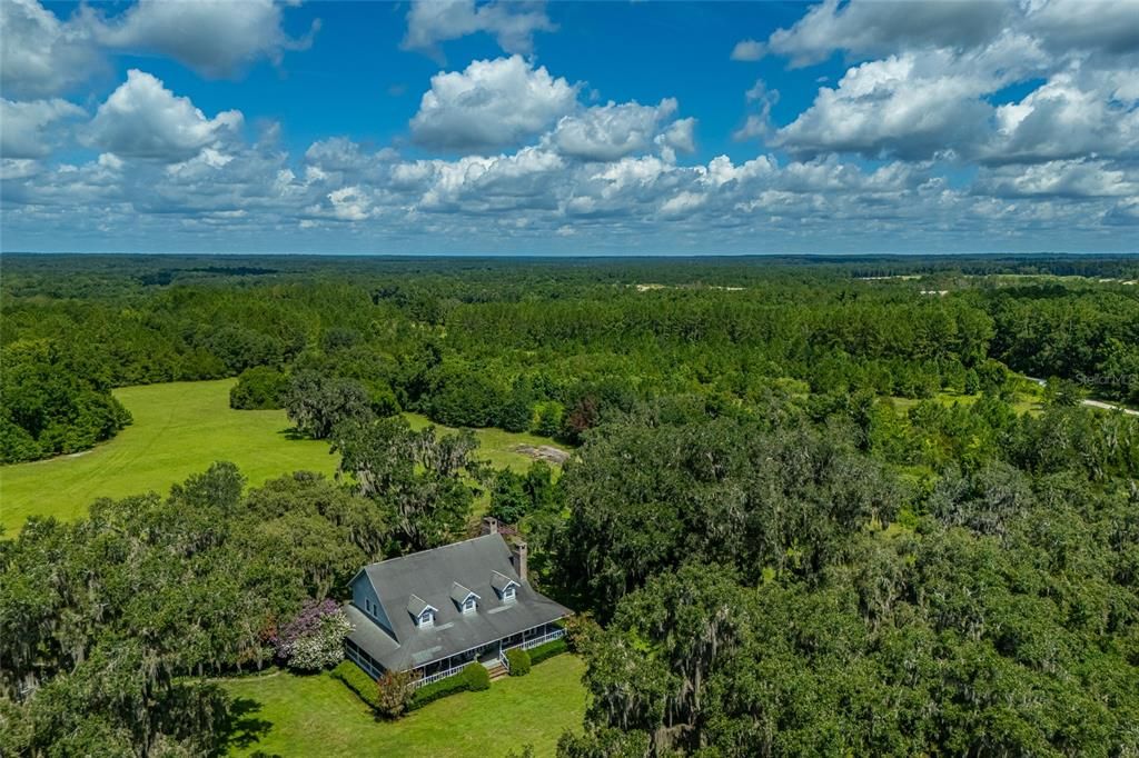 На продажу: $1,375,000 (3 спален, 2 ванн, 3444 Квадратных фут)