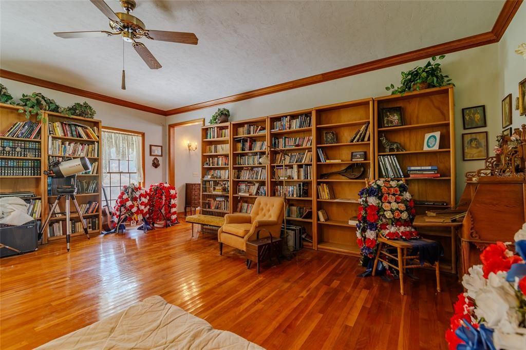 На продажу: $1,375,000 (3 спален, 2 ванн, 3444 Квадратных фут)