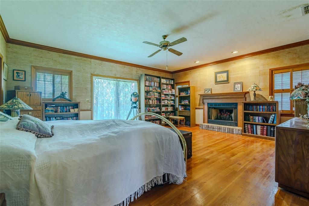 На продажу: $1,375,000 (3 спален, 2 ванн, 3444 Квадратных фут)