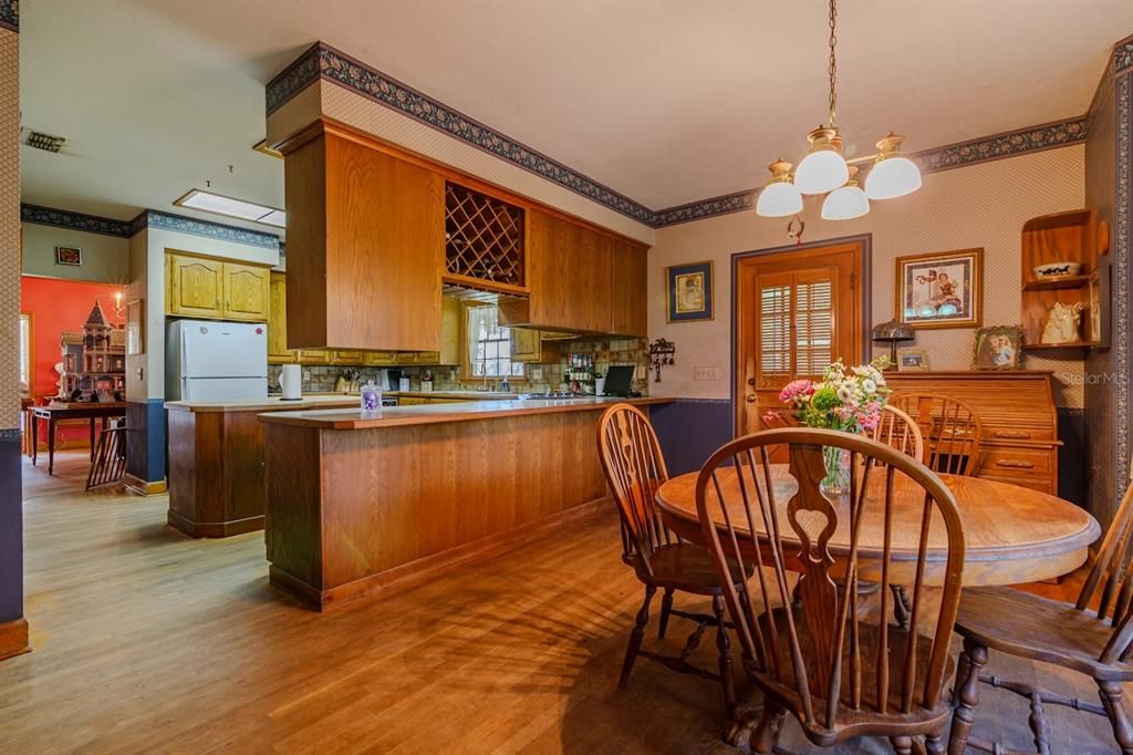 На продажу: $1,375,000 (3 спален, 2 ванн, 3444 Квадратных фут)