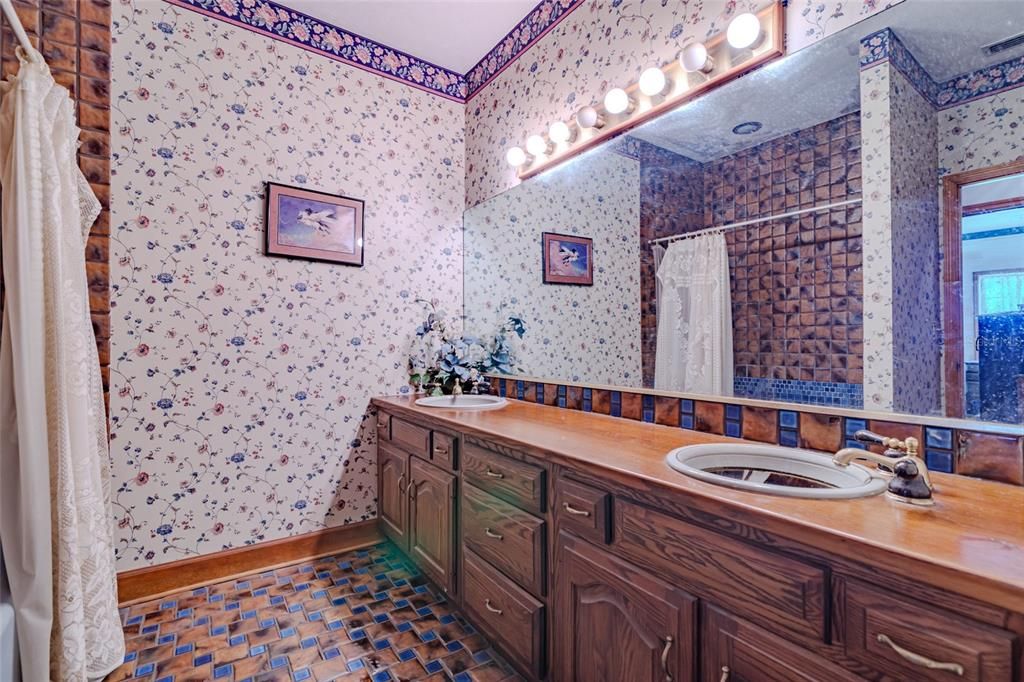 На продажу: $1,375,000 (3 спален, 2 ванн, 3444 Квадратных фут)