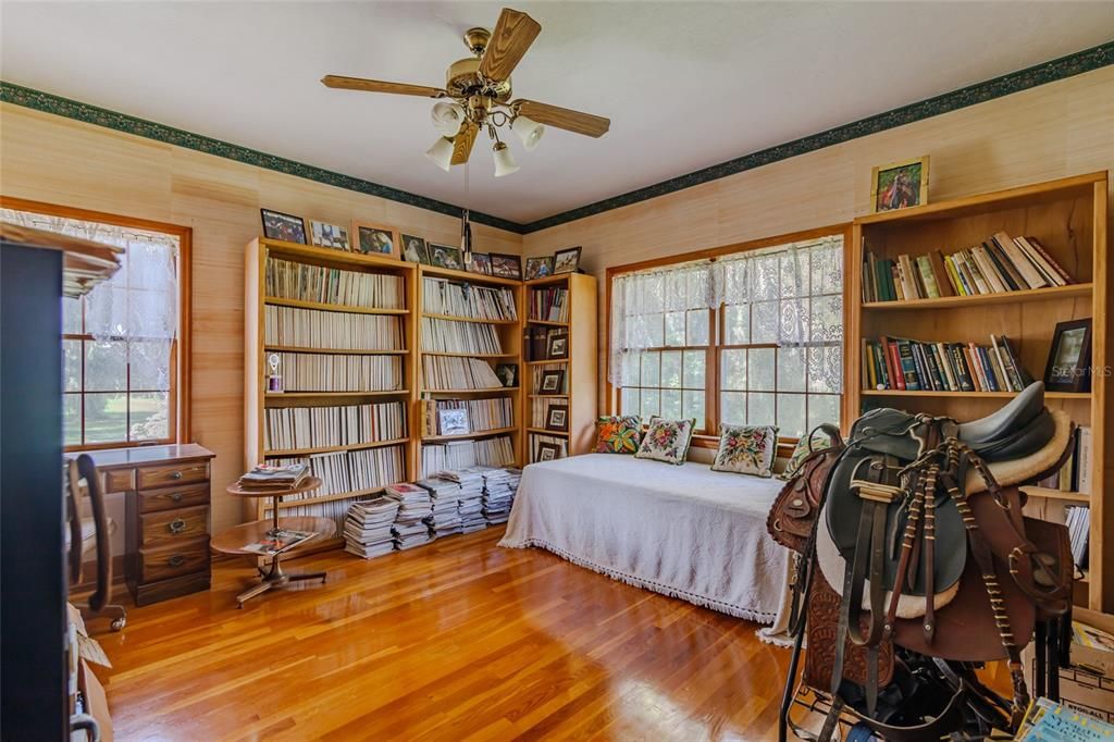 На продажу: $1,375,000 (3 спален, 2 ванн, 3444 Квадратных фут)