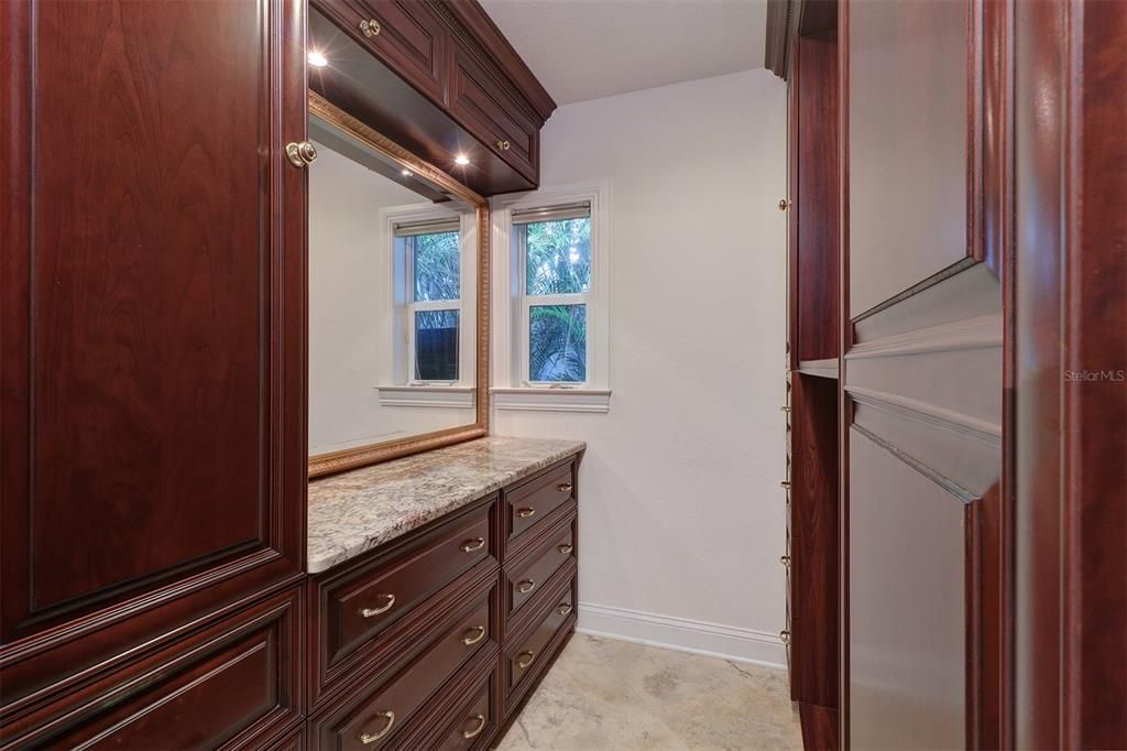 En Renta: $10,000 (3 camas, 4 baños, 3082 Pies cuadrados)