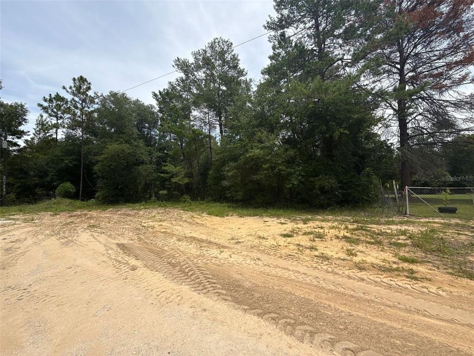 待售: $38,000 (0.46 acres)