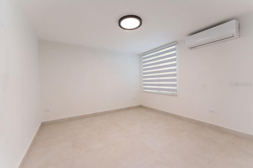 Active With Contract: $2,075,000 (4 beds, 3 baths, 3715 Square Feet)