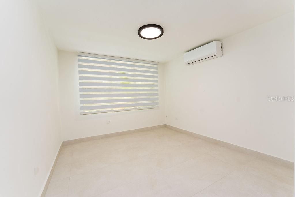 Active With Contract: $2,075,000 (4 beds, 3 baths, 3715 Square Feet)