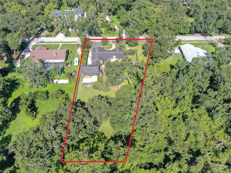 Activo con contrato: $475,000 (3 camas, 2 baños, 3244 Pies cuadrados)