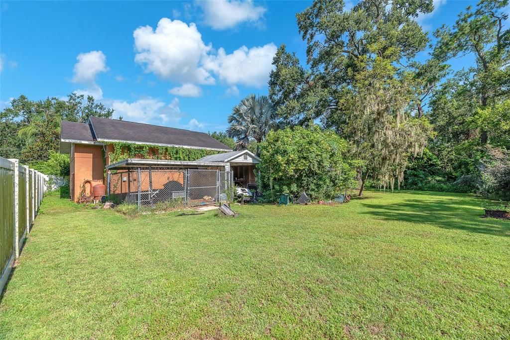 Activo con contrato: $475,000 (3 camas, 2 baños, 3244 Pies cuadrados)