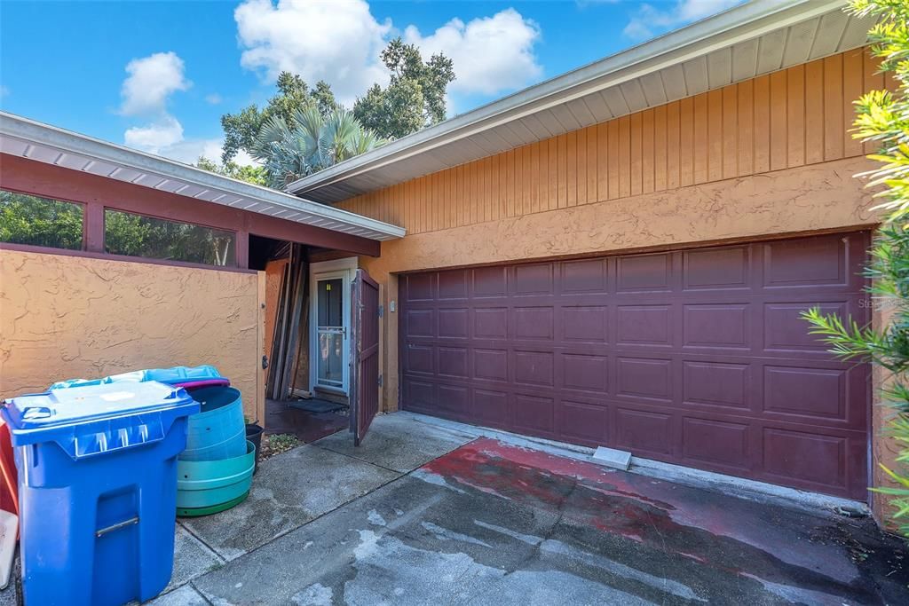 Activo con contrato: $475,000 (3 camas, 2 baños, 3244 Pies cuadrados)