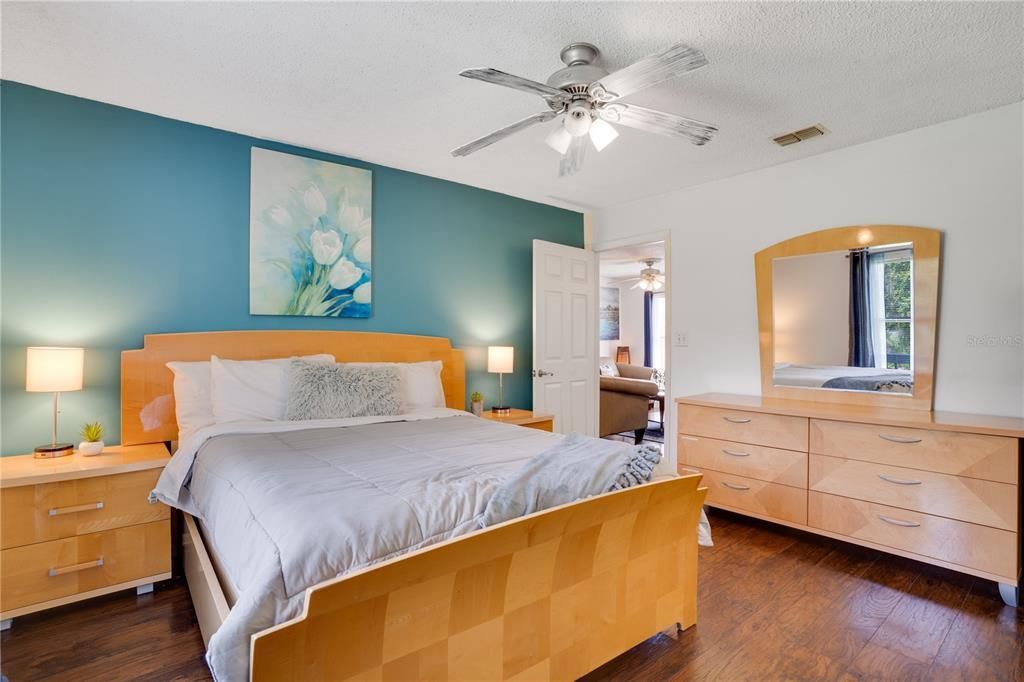 待售: $1,619,000 (20 贝兹, 0 浴室, 6794 平方英尺)