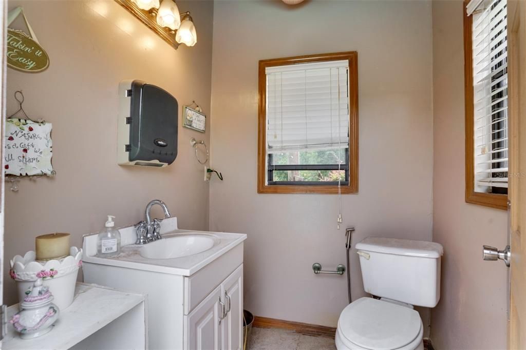 待售: $1,619,000 (20 贝兹, 0 浴室, 6794 平方英尺)