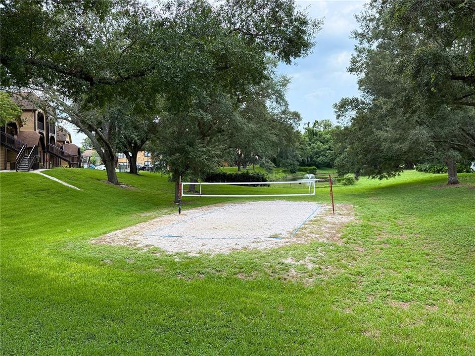 待售: $145,000 (1 贝兹, 1 浴室, 708 平方英尺)