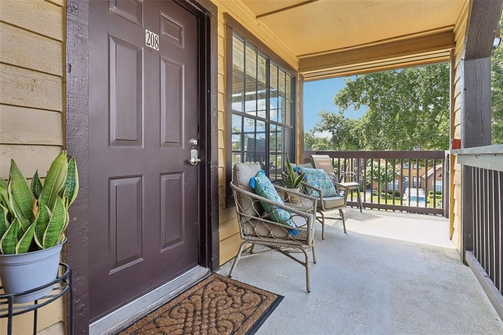 待售: $145,000 (1 贝兹, 1 浴室, 708 平方英尺)