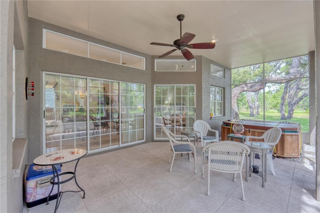 待售: $410,000 (3 贝兹, 2 浴室, 1943 平方英尺)