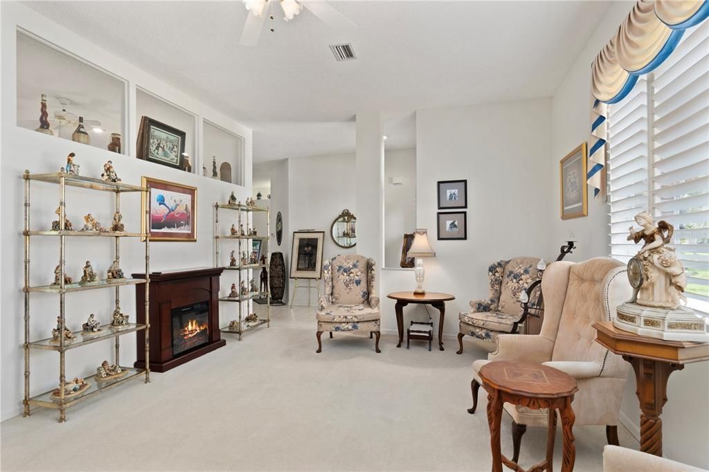 待售: $410,000 (3 贝兹, 2 浴室, 1943 平方英尺)