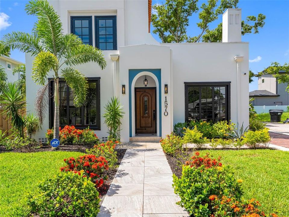 Active With Contract: $675,000 (4 beds, 4 baths, 2777 Square Feet)