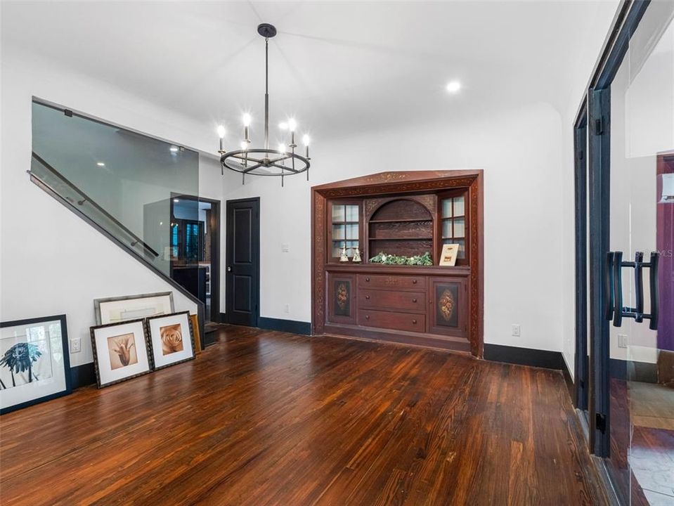 Active With Contract: $675,000 (4 beds, 4 baths, 2777 Square Feet)