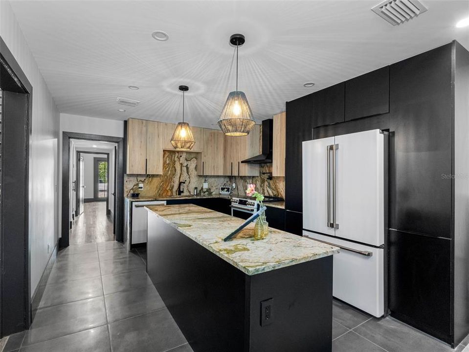 Active With Contract: $675,000 (4 beds, 4 baths, 2777 Square Feet)