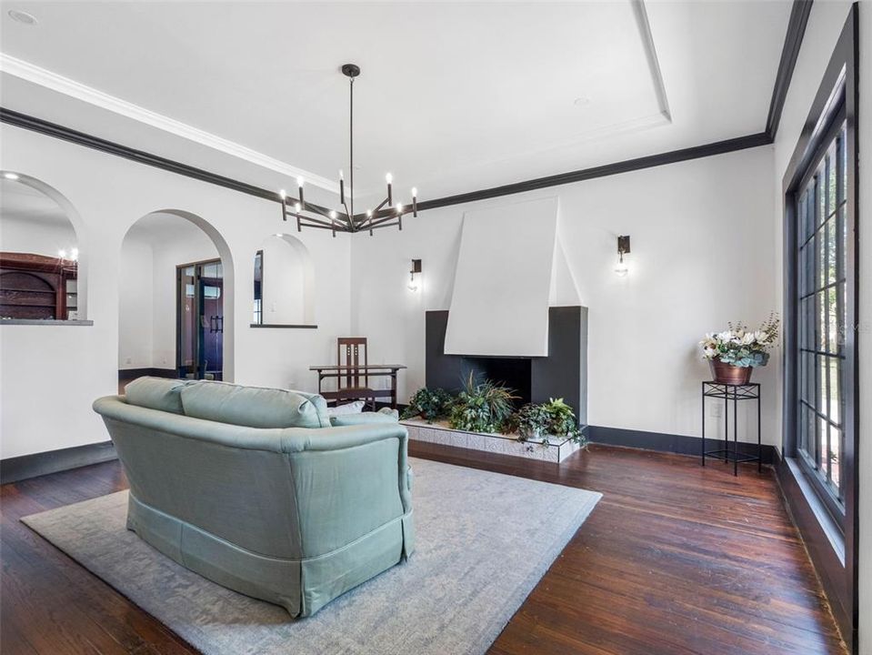 Active With Contract: $675,000 (4 beds, 4 baths, 2777 Square Feet)