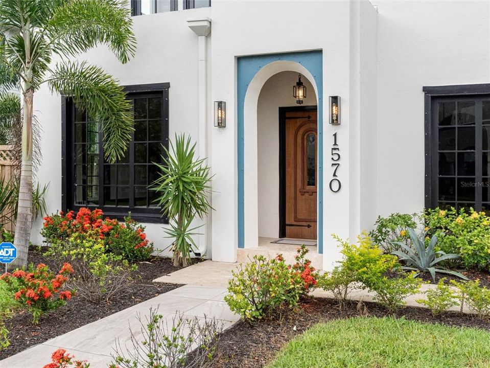 Active With Contract: $675,000 (4 beds, 4 baths, 2777 Square Feet)