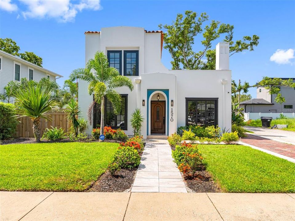 Active With Contract: $675,000 (4 beds, 4 baths, 2777 Square Feet)