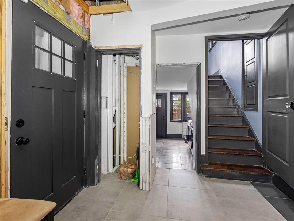 Active With Contract: $675,000 (4 beds, 4 baths, 2777 Square Feet)