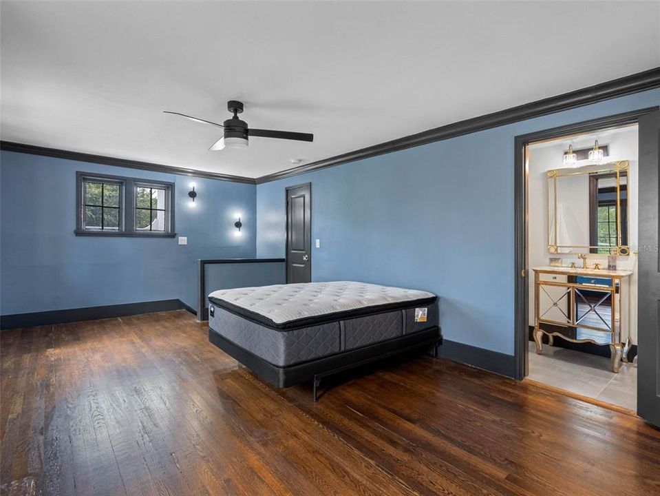 Active With Contract: $675,000 (4 beds, 4 baths, 2777 Square Feet)