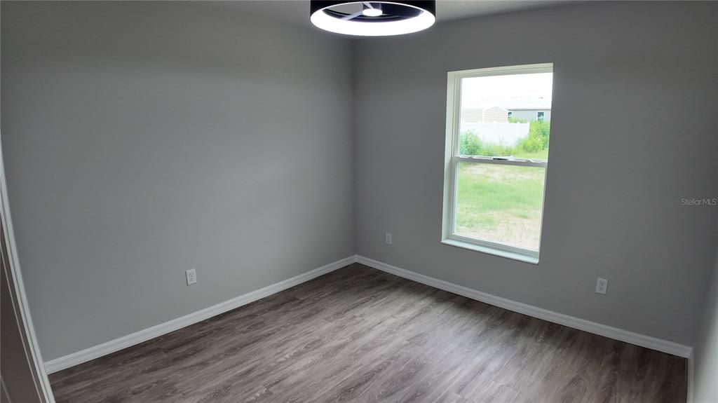 Active With Contract: $269,990 (4 beds, 2 baths, 1573 Square Feet)