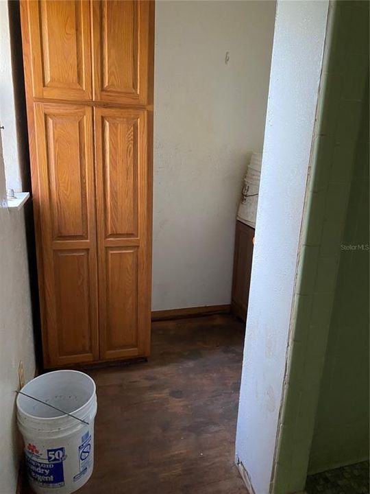 待售: $110,000 (1 贝兹, 1 浴室, 900 平方英尺)