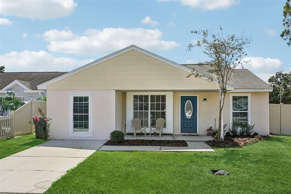 Recently Sold: $329,900 (3 beds, 2 baths, 1199 Square Feet)