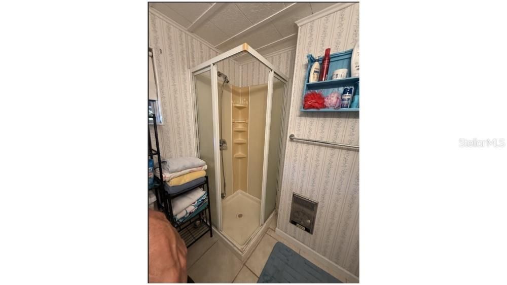 待售: $115,000 (2 贝兹, 2 浴室, 980 平方英尺)