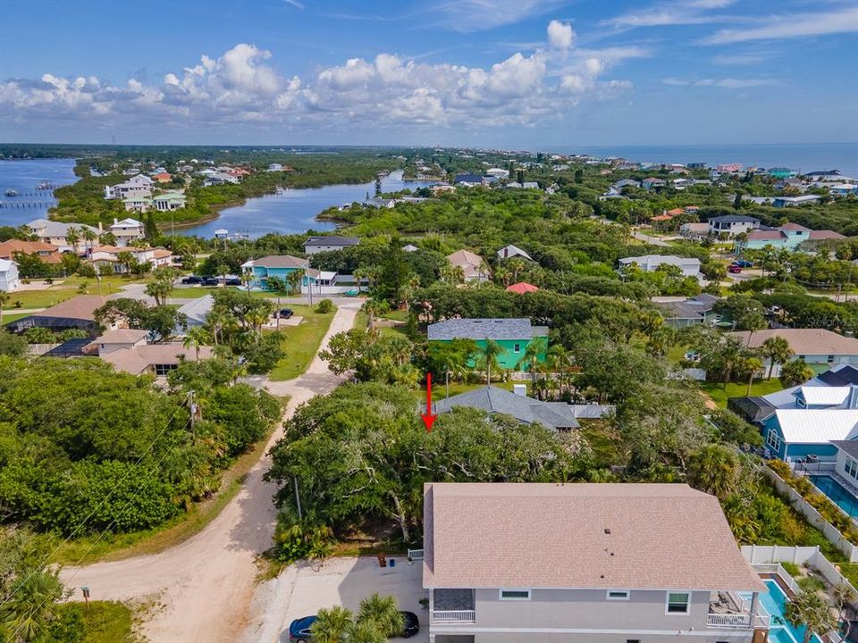 На продажу: $172,900 (0.20 acres)