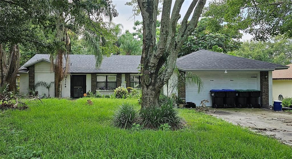 Recently Sold: $420,000 (3 beds, 2 baths, 1819 Square Feet)