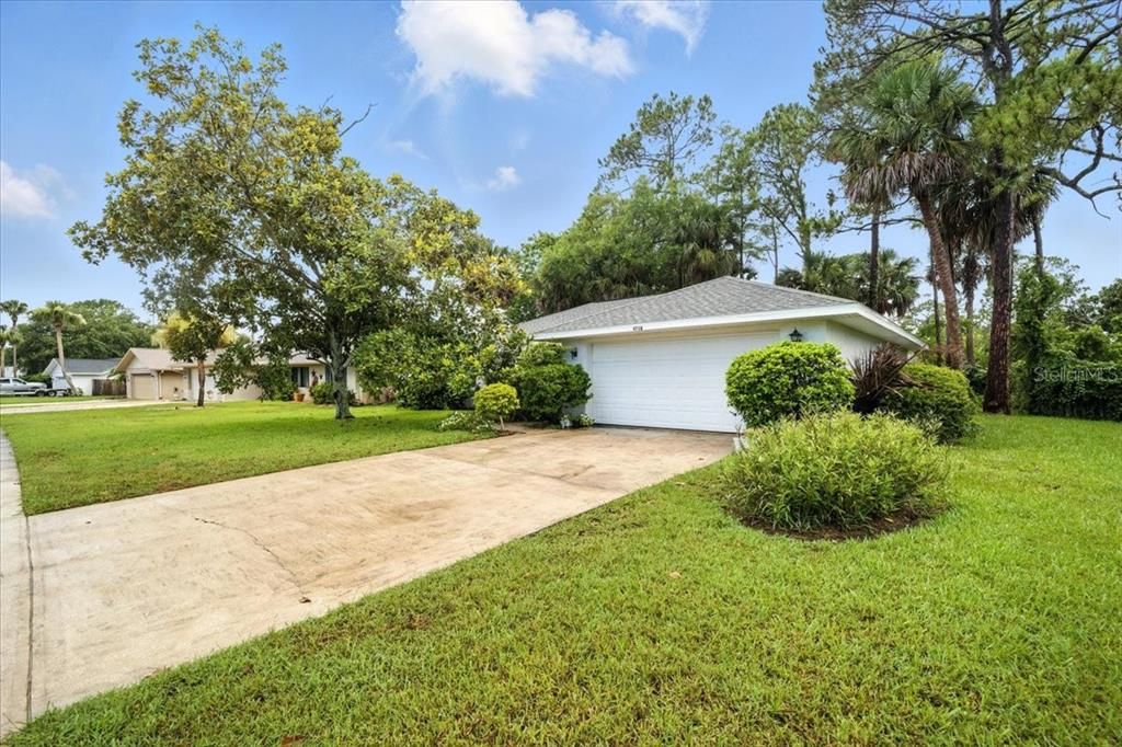 На продажу: $315,900 (3 спален, 2 ванн, 1355 Квадратных фут)