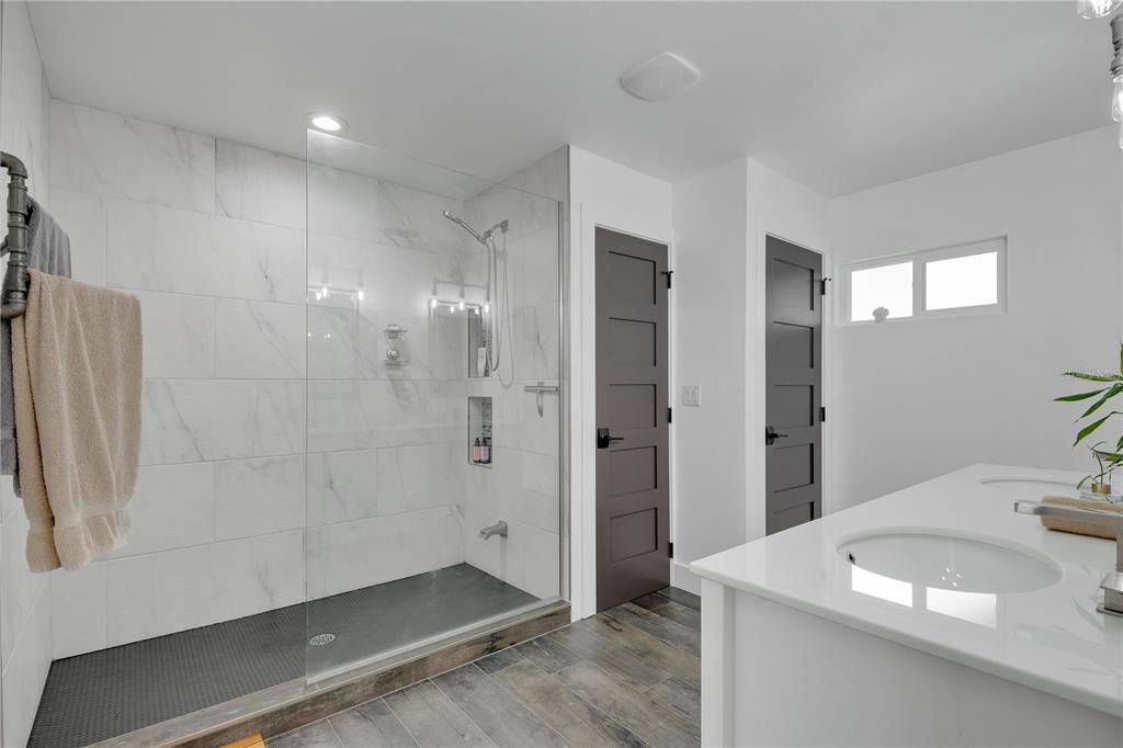 На продажу: $829,000 (4 спален, 3 ванн, 2305 Квадратных фут)