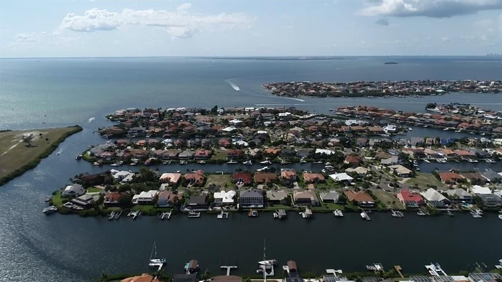 For Sale: $670,000 (0.32 acres)