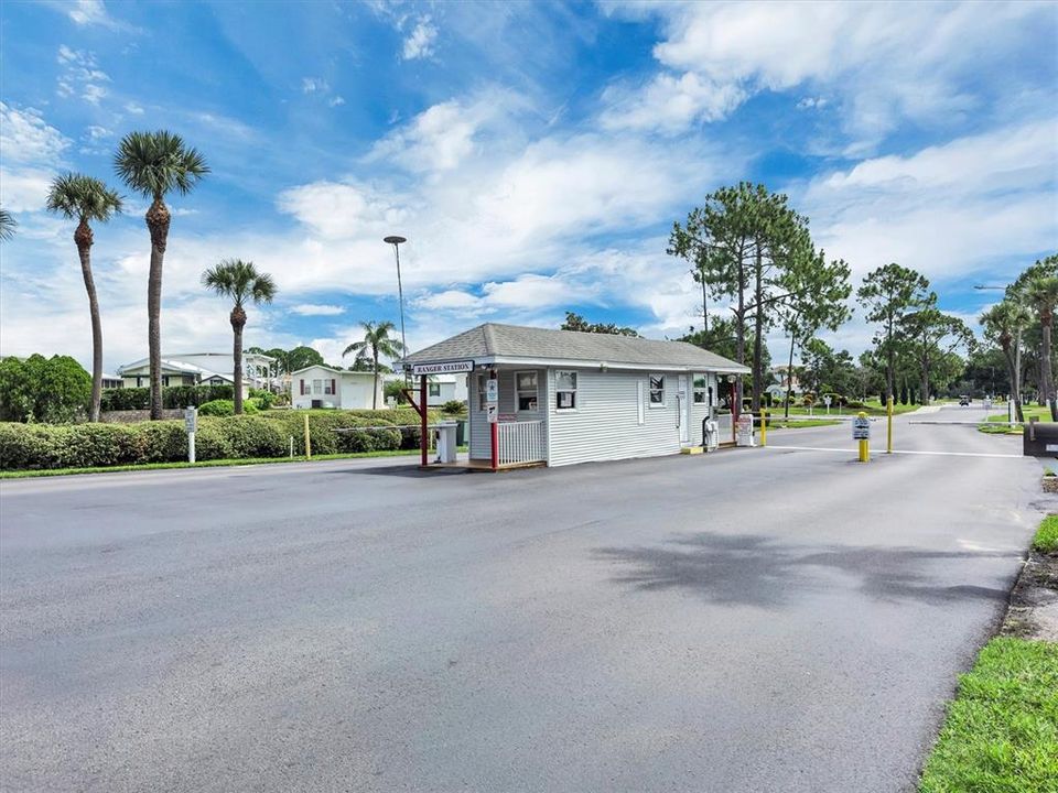 待售: $59,900 (0.07 acres)