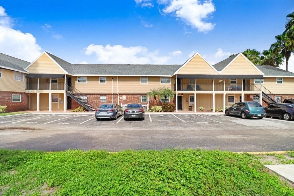 待售: $150,000 (2 贝兹, 2 浴室, 1255 平方英尺)