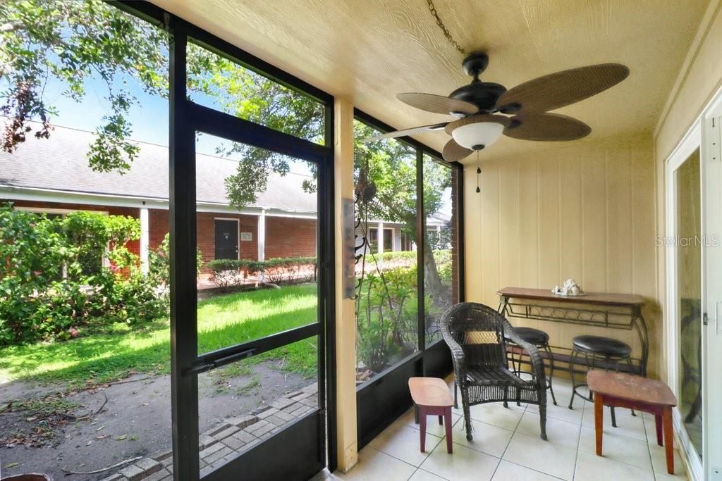 待售: $150,000 (2 贝兹, 2 浴室, 1255 平方英尺)